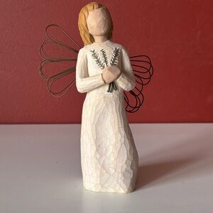 👛 (ANY 2/$35) WILLOW TREE Figurine Angel Of Remembrance